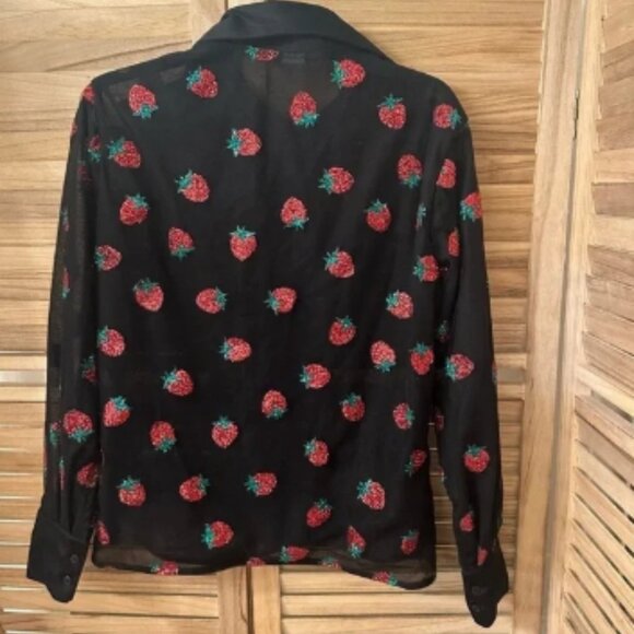 Rare Lirika Matoshi Strawberry Shirt in black size S - Picture 2 of 4
